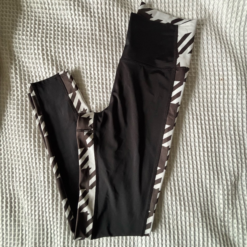 Beach Riot leggings